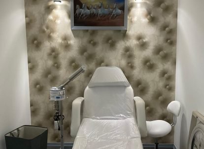 Massage Center & Salon​